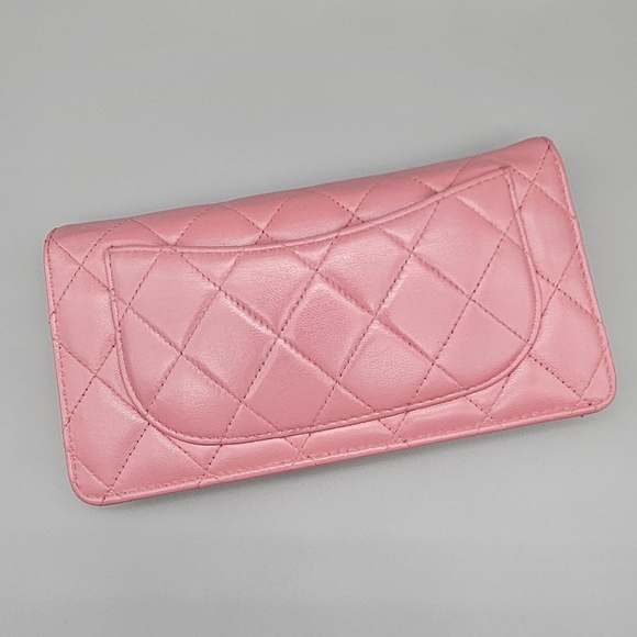 🩷CHANEL Pink Quilted Leather Wallet🩷 - Picture 5 of 16
